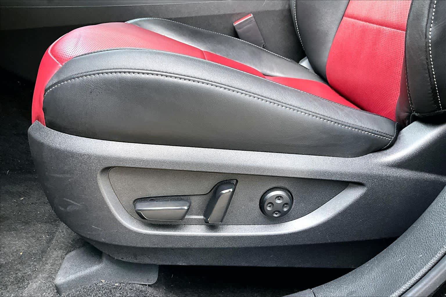 Used 2025 INFINITI QX50 Sport AWD/4WD image 30