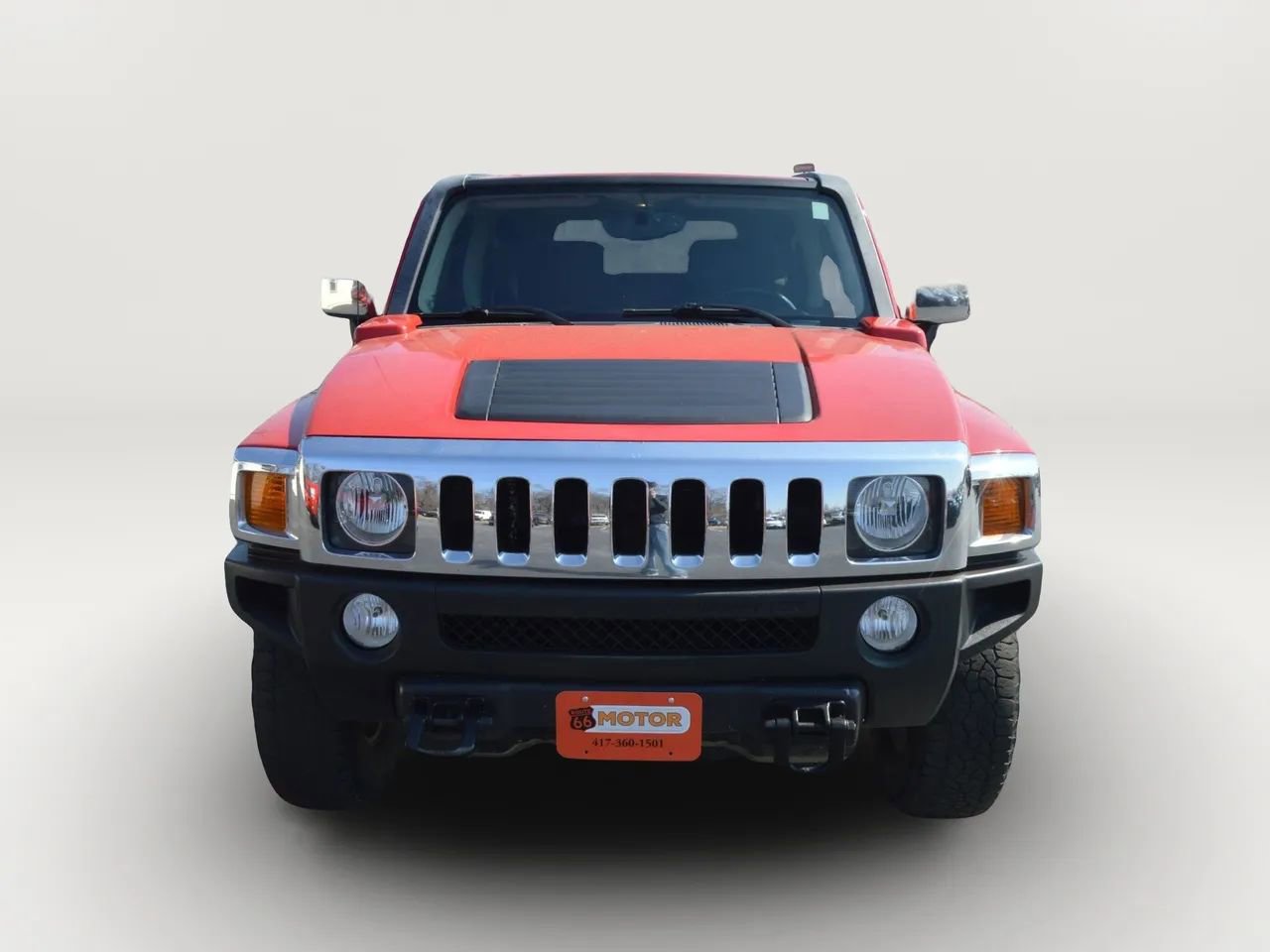 Used 2010 HUMMER H3 image 2