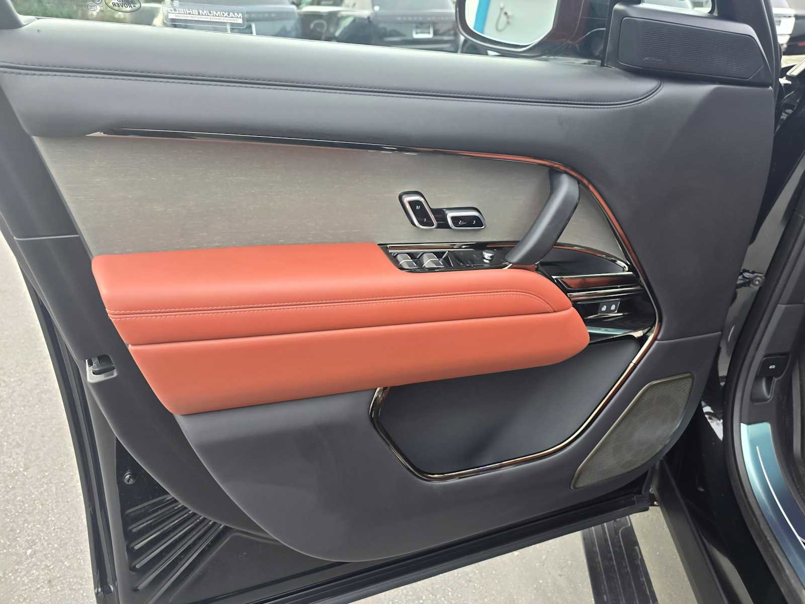 New 2026 Land Rover Range Rover SV image 24