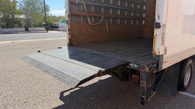 Used 2009 Ford F350 XLT RWD image 13