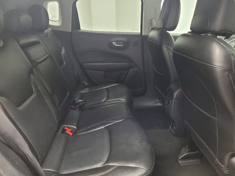Used 2018 Jeep Compass Limited w/ Navigation Group AWD/4WD image 19