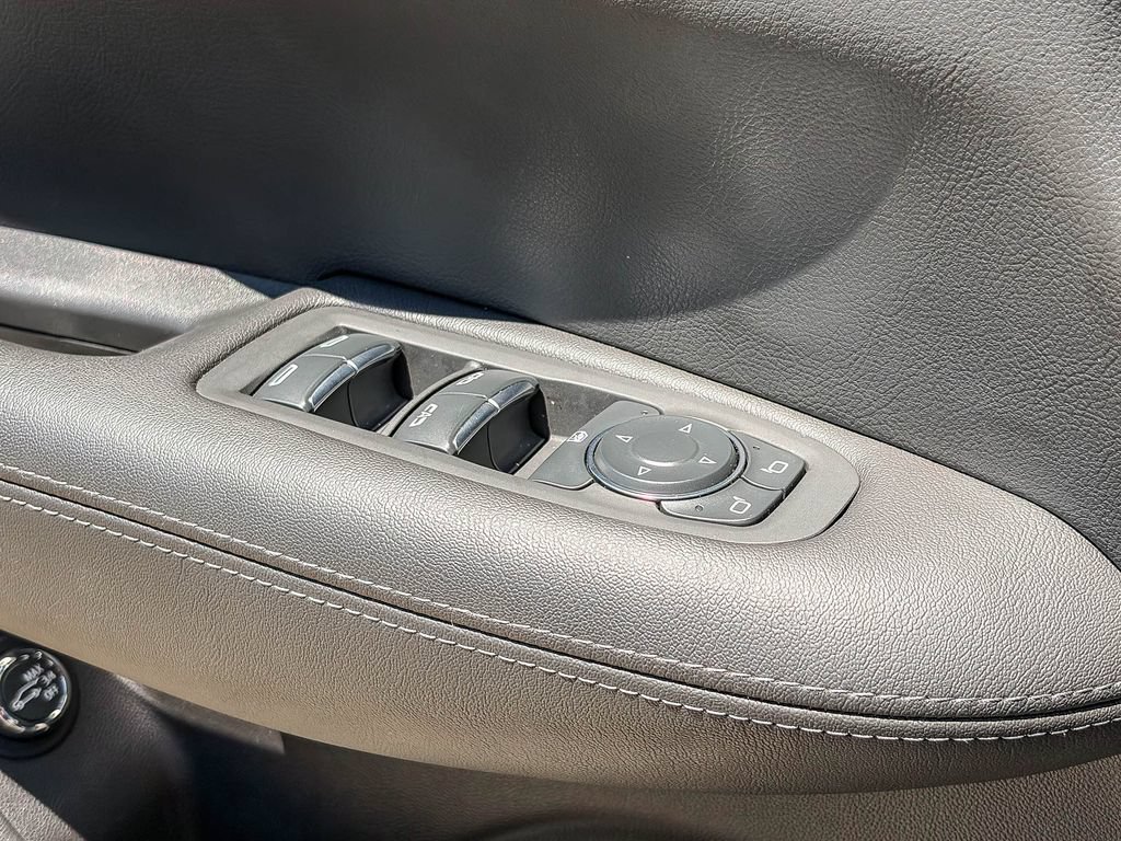 Certified 2024 Cadillac XT5 Luxury FWD image 43
