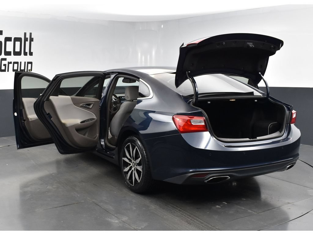 Used 2016 Chevrolet Malibu LT FWD image 27