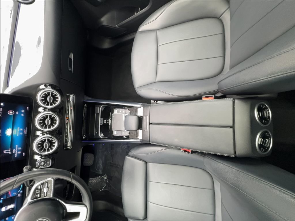 Used 2022 Mercedes-Benz GLA 250 w/ Premium Package Lite image 35