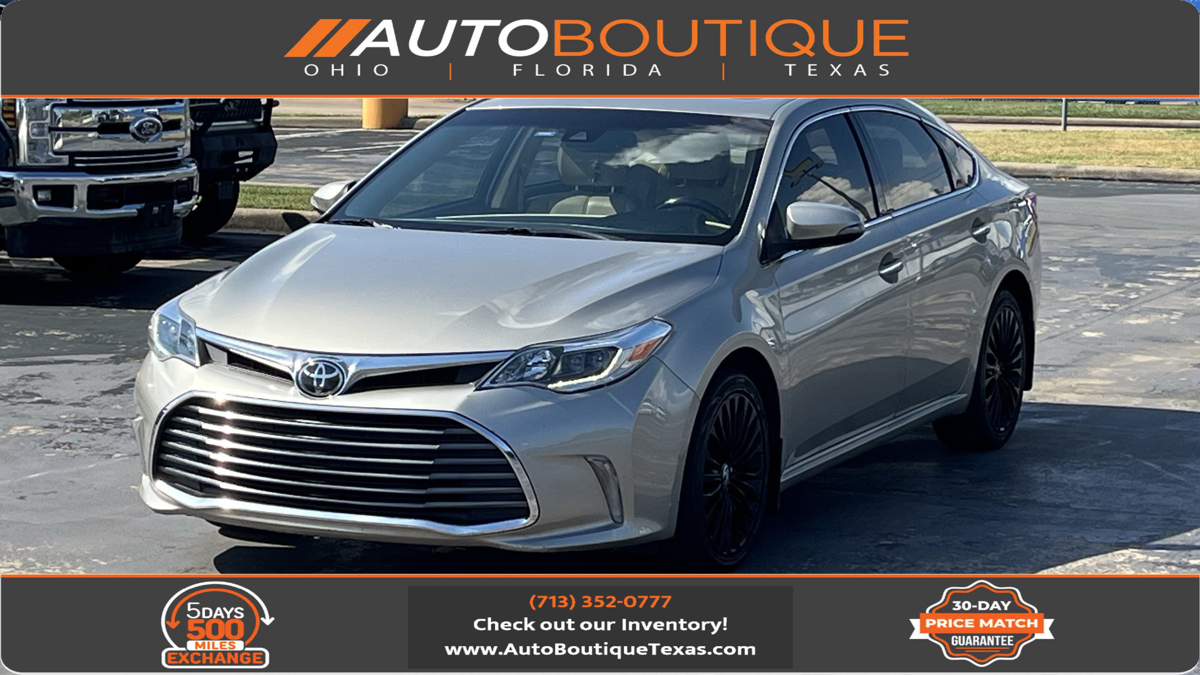 Used 2018 Toyota Avalon Limited FWD image 1