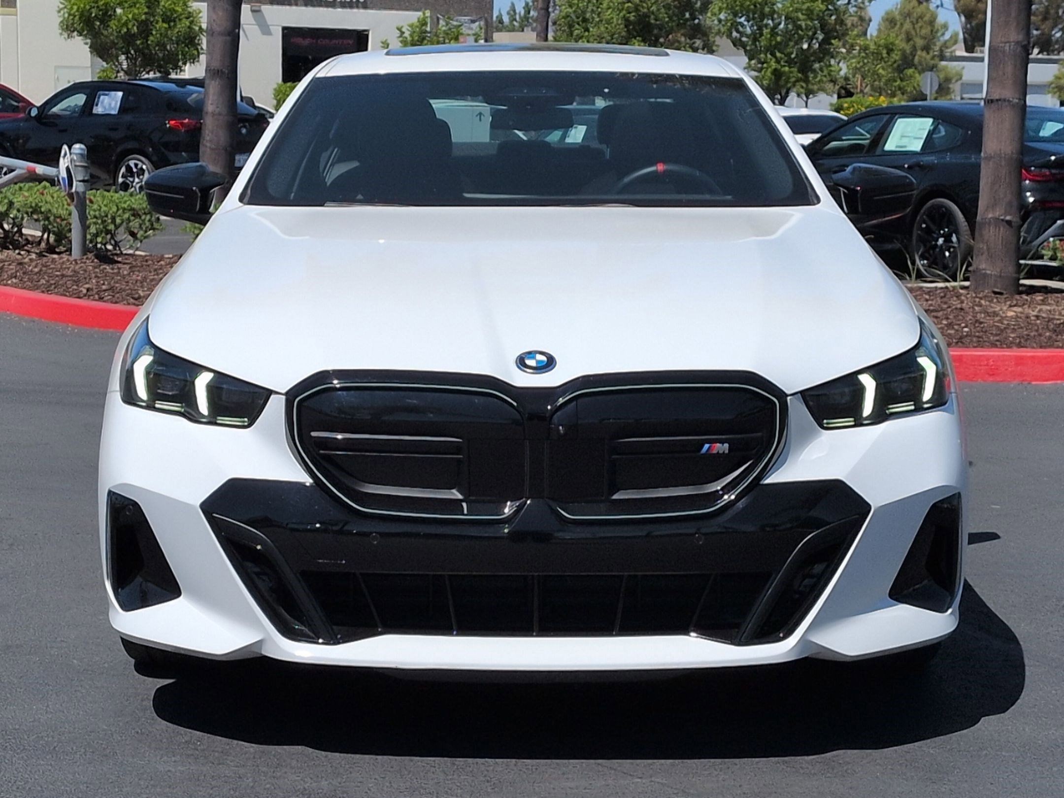 Used 2025 BMW i5 M60 w/ Premium Package image 3