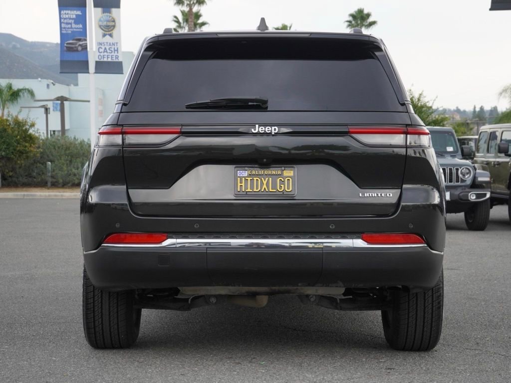 Used 2023 Jeep Grand Cherokee Limited image 5