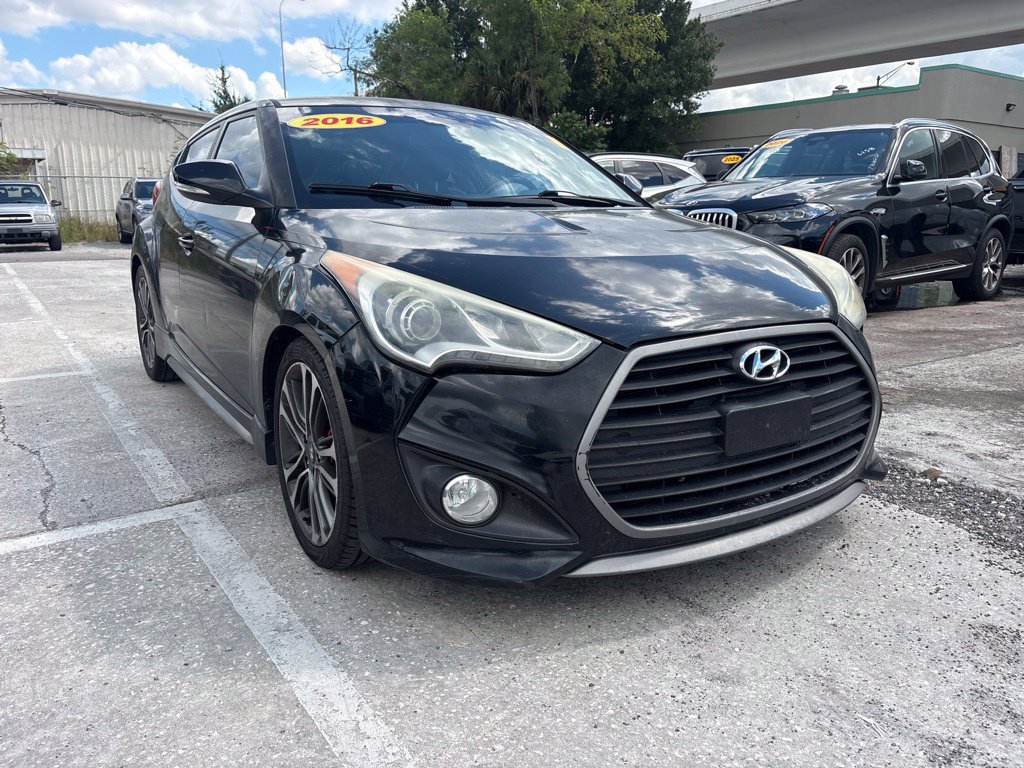 Used 2016 Hyundai Veloster Turbo FWD image 1