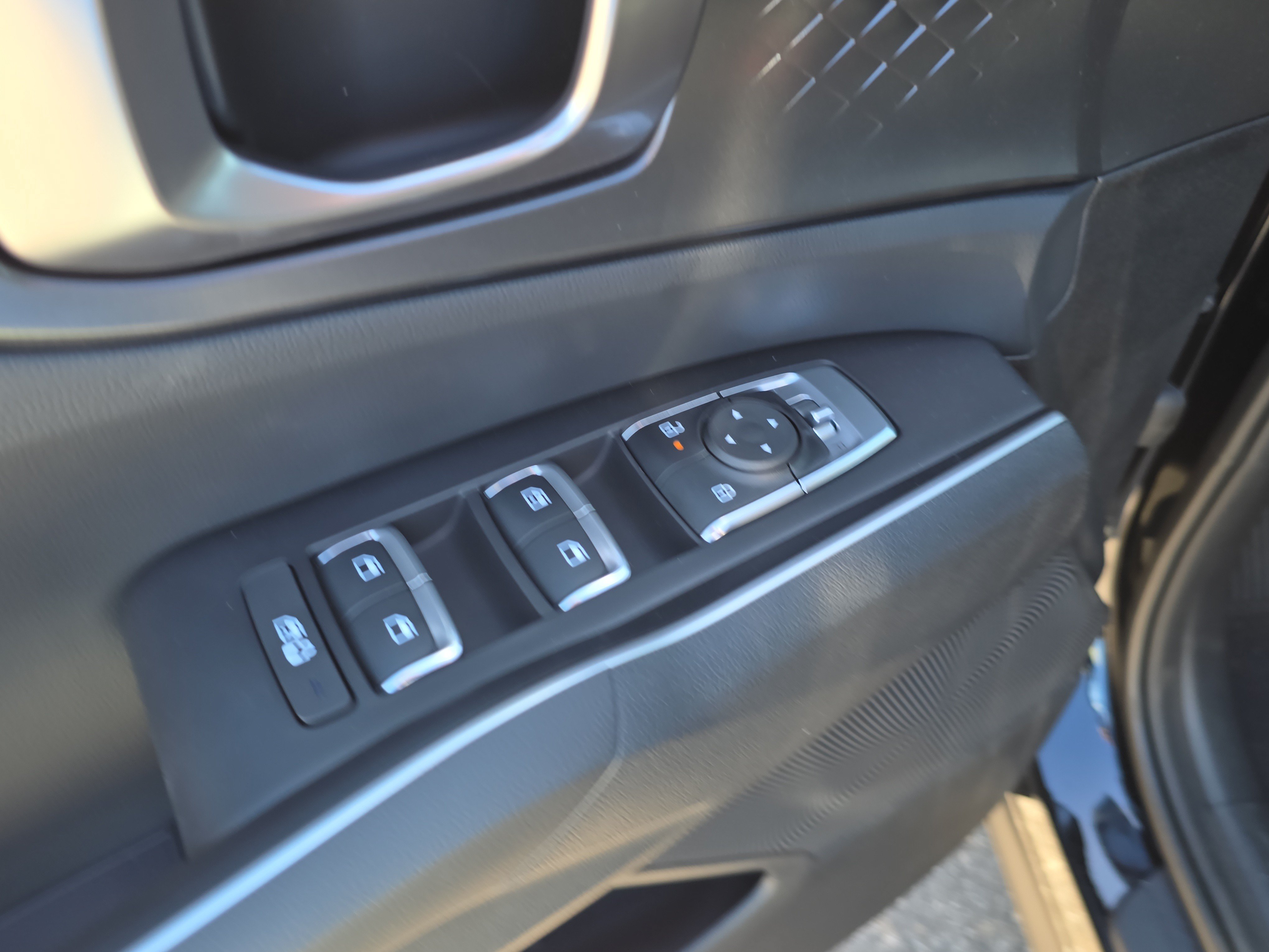 New 2026 Kia Sorento LX FWD image 19
