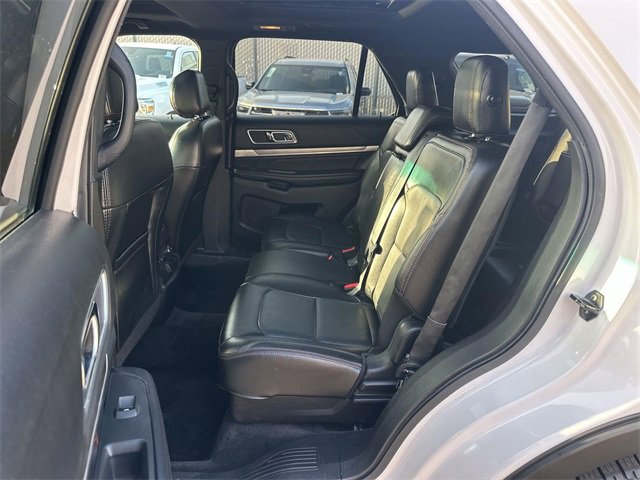 Used 2017 Ford Explorer Sport image 25