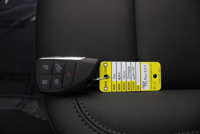 New 2026 GMC Sierra 1500 SLT w/ SLT Premium Plus Package image 8