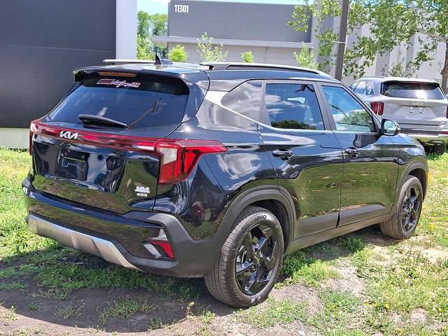 Certified 2026 Kia Seltos EX w/ EX Sunroof Package AWD/4WD image 6