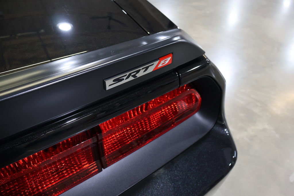 Used 2008 Dodge Challenger SRT8 image 62