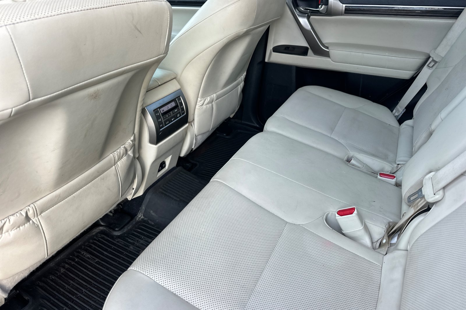 Used 2020 Lexus GX 460 Premium w/ Premium Package AWD/4WD image 14