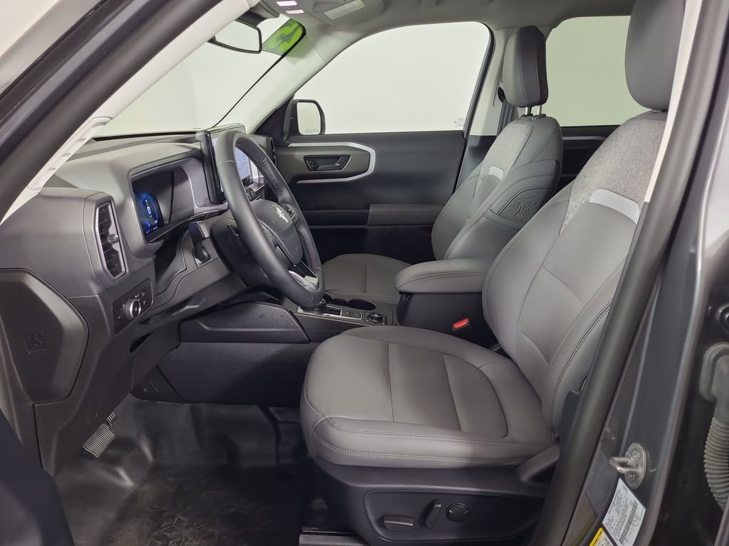 Used 2025 Ford Bronco Sport Badlands image 19