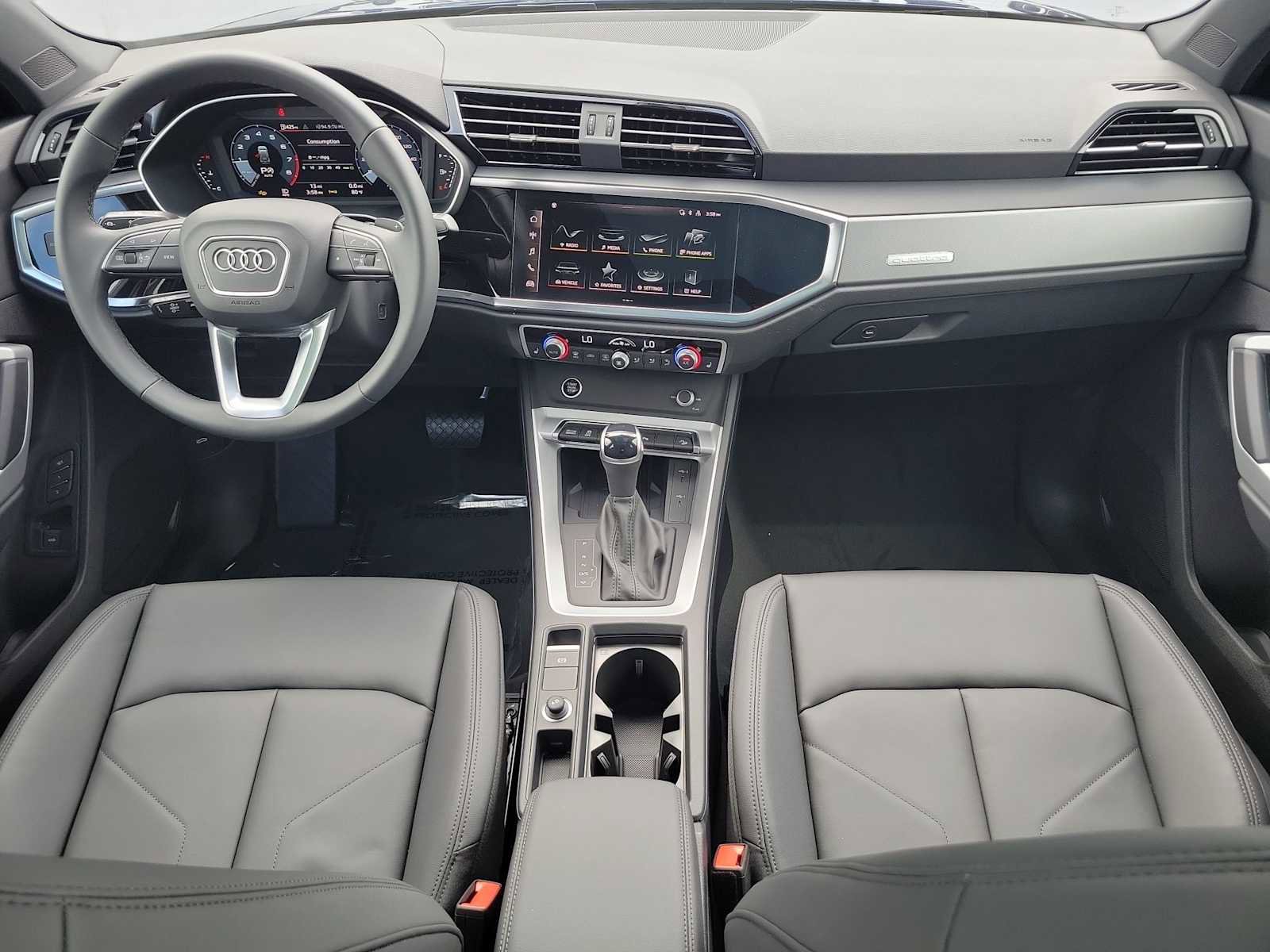 New 2025 Audi Q3 2.0T Premium image 14