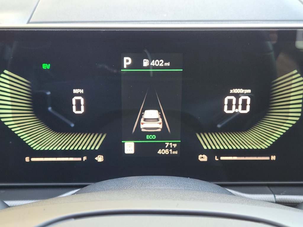 New 2026 Kia Sportage LX FWD image 13