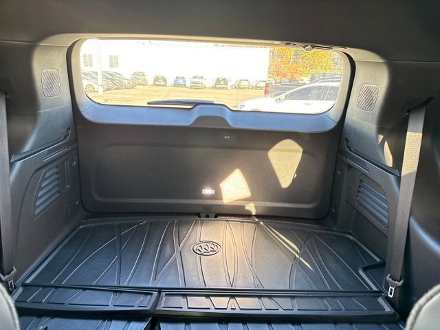 Used 2025 Buick Enclave Preferred image 23