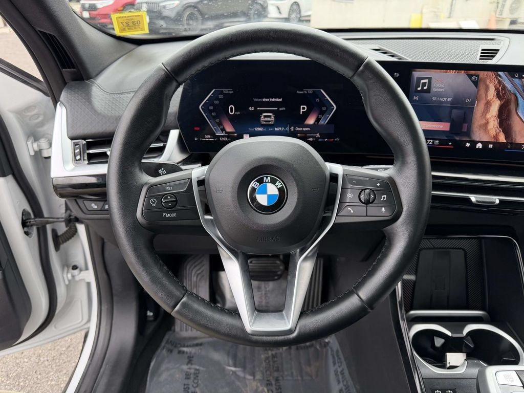 Used 2026 BMW X2 xDrive28i AWD/4WD image 30