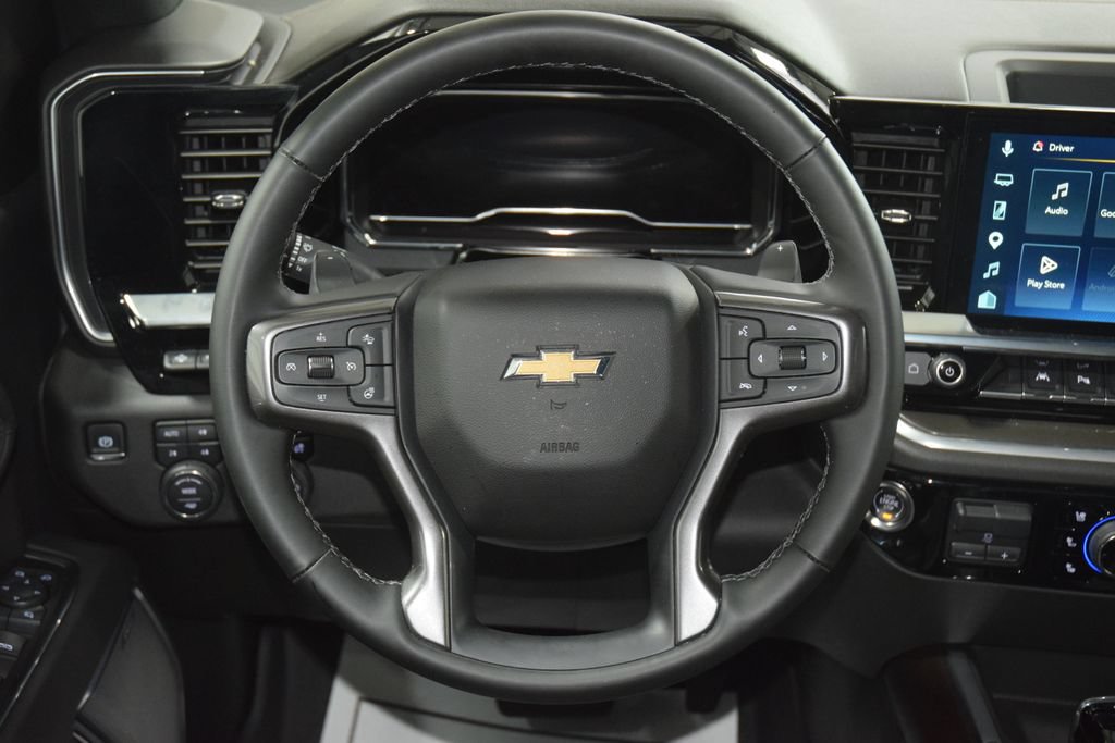 Used 2025 Chevrolet Silverado 1500 High Country w/ High Country Premium Package AWD/4WD image 37