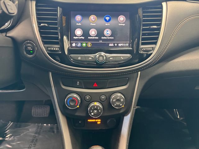 Used 2022 Chevrolet Trax LT w/ Sport Edition image 5