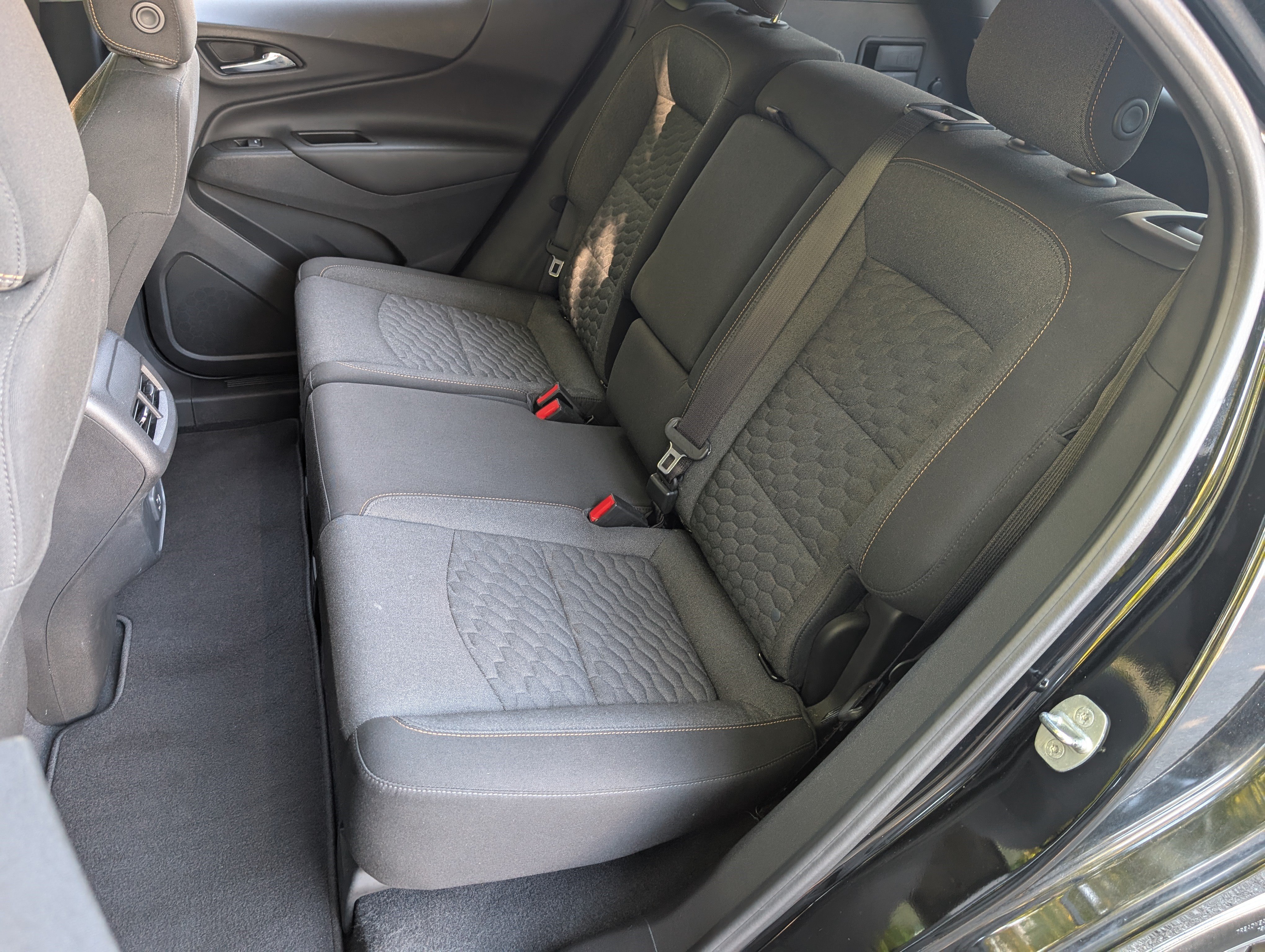 Used 2020 Chevrolet Equinox LT FWD image 17