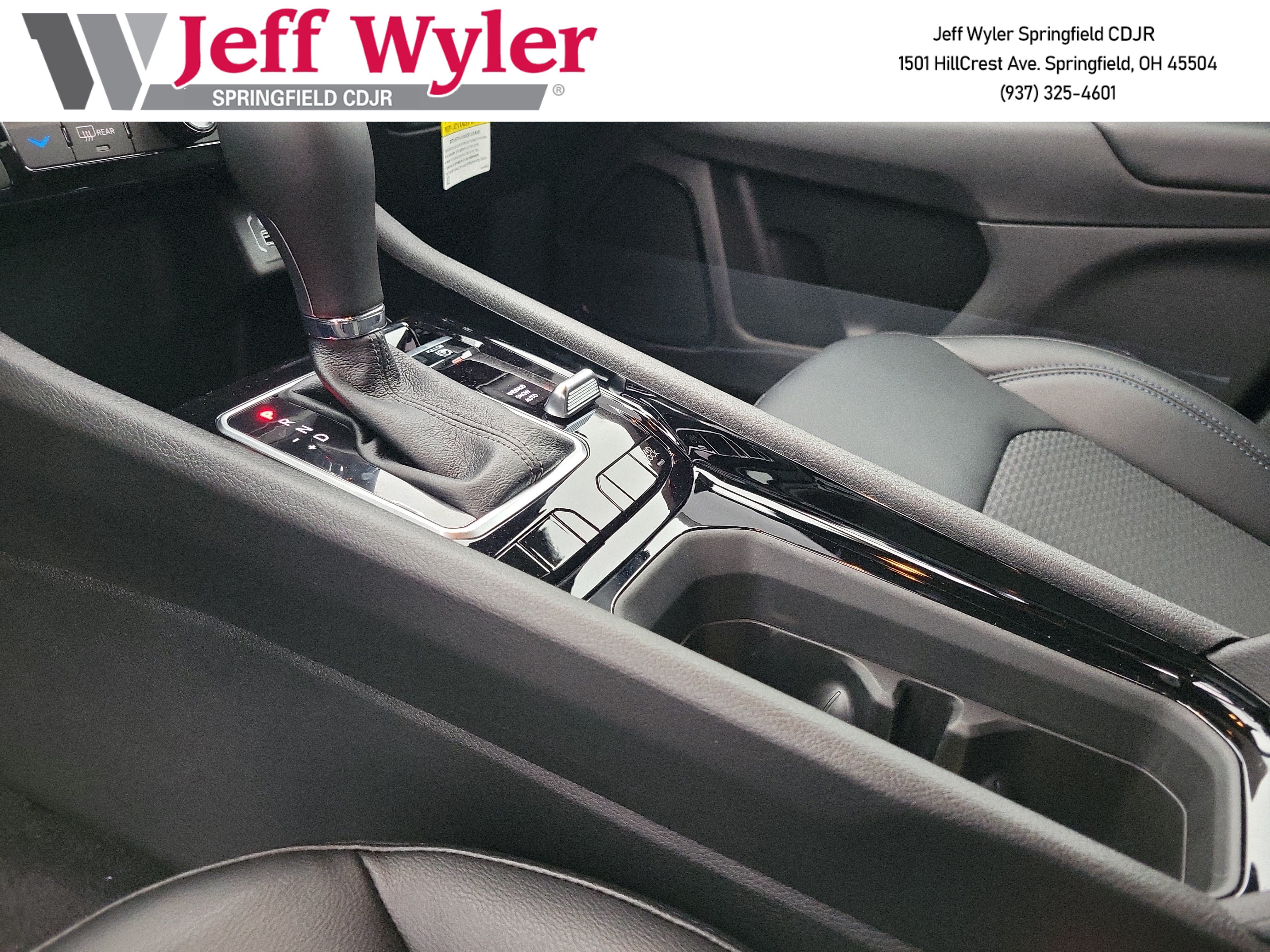 New 2026 Jeep Compass Latitude AWD/4WD image 13