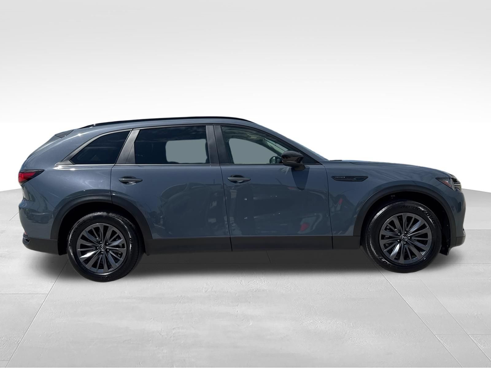 Certified 2025 MAZDA CX-70 3.3 Turbo w/ Preferred Package AWD/4WD image 4
