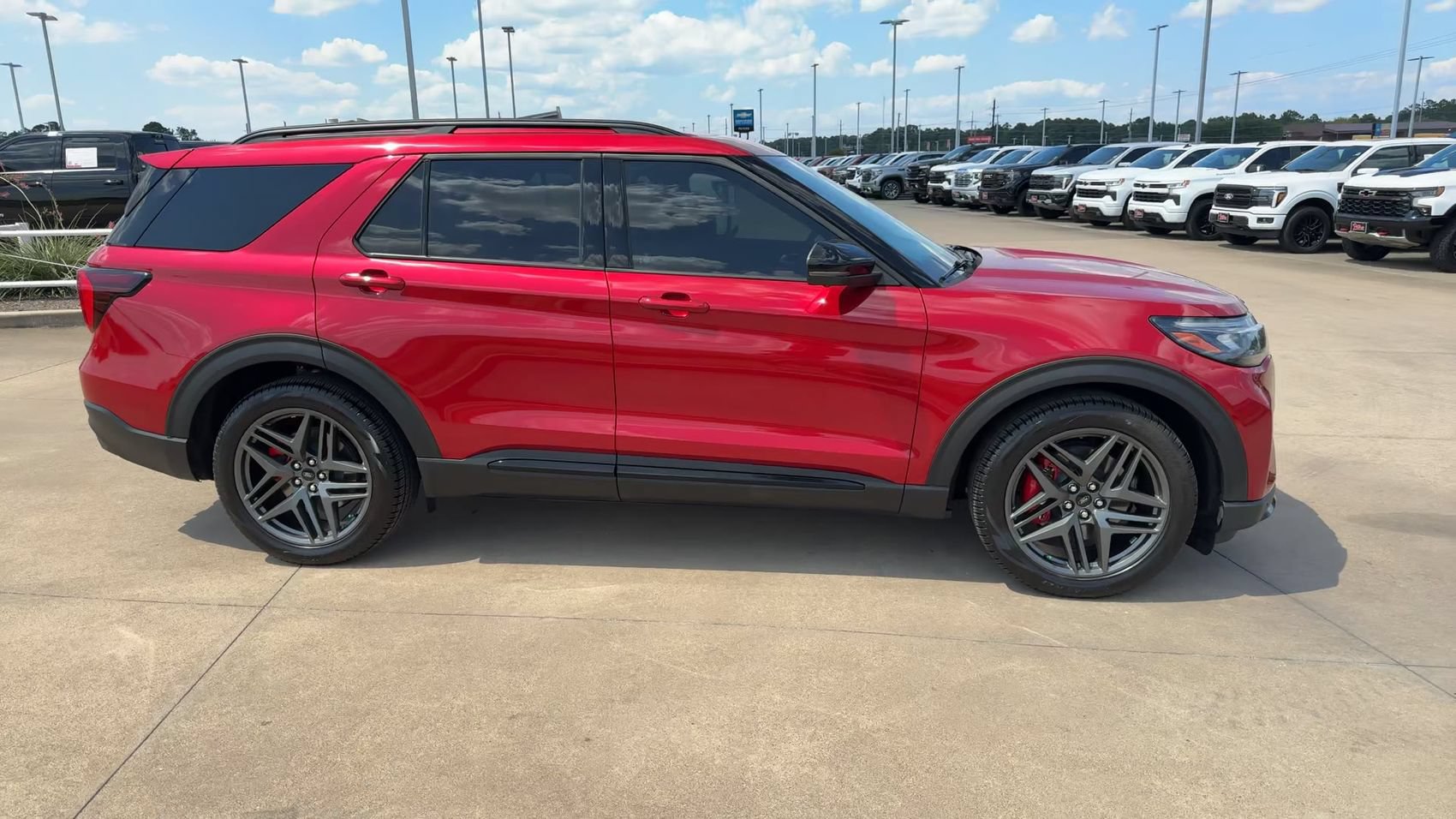 Used 2026 Ford Explorer ST w/ Sun And Sound Package AWD/4WD image 2
