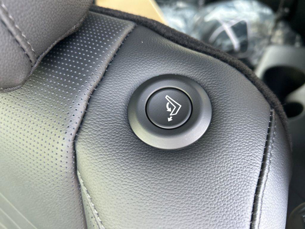 New 2026 Hyundai Palisade Limited image 14