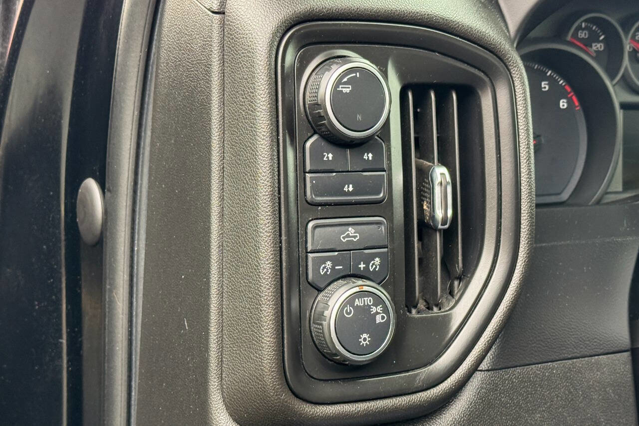 Used 2021 Chevrolet Silverado 2500 W/T w/ WT Convenience Package AWD/4WD image 32