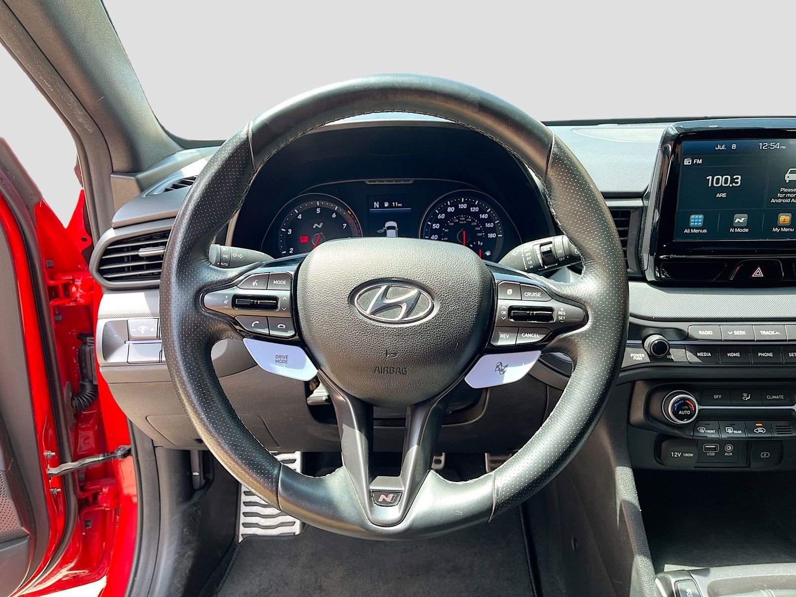 Used 2020 Hyundai Veloster N w/ Performance Package image 4