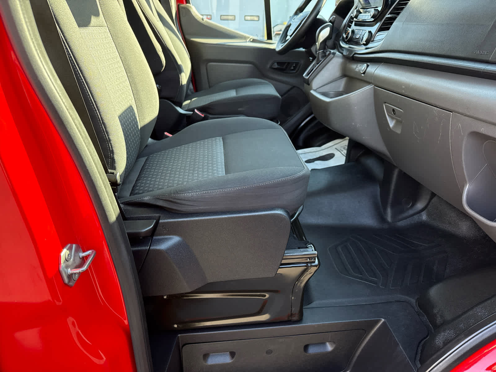 Used 2020 Ford Transit 350 XL image 12