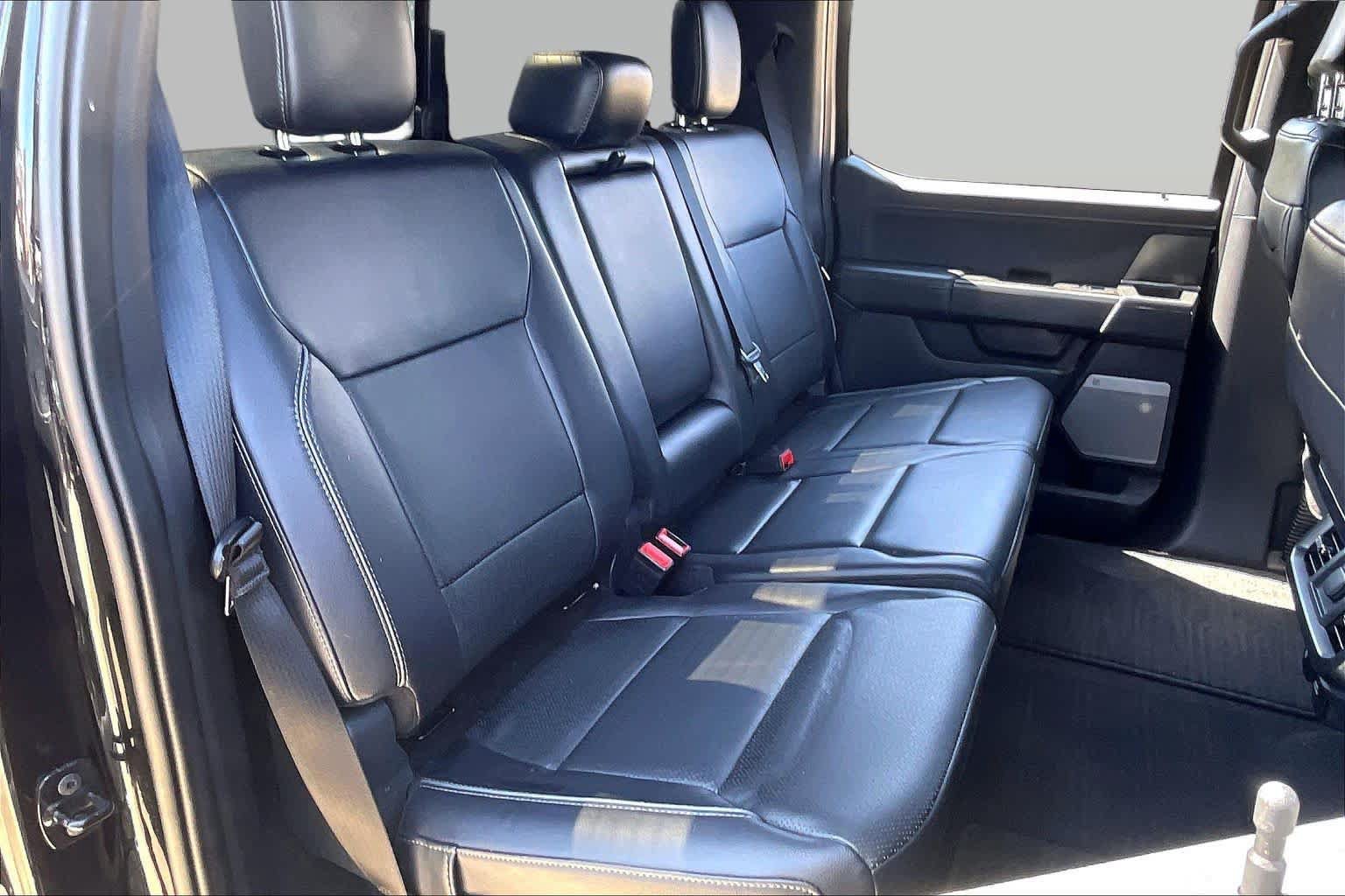 Used 2024 Ford F150 Lariat w/ Bed Utility Package AWD/4WD image 19