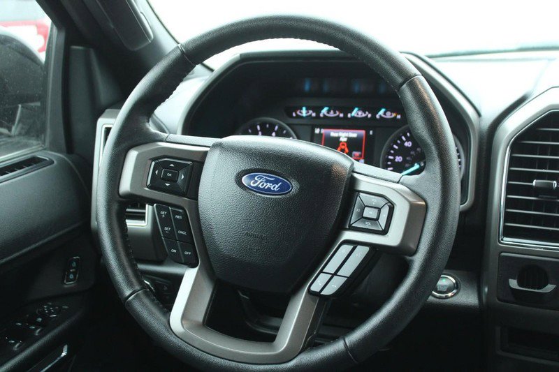 Used 2020 Ford Expedition XLT image 14