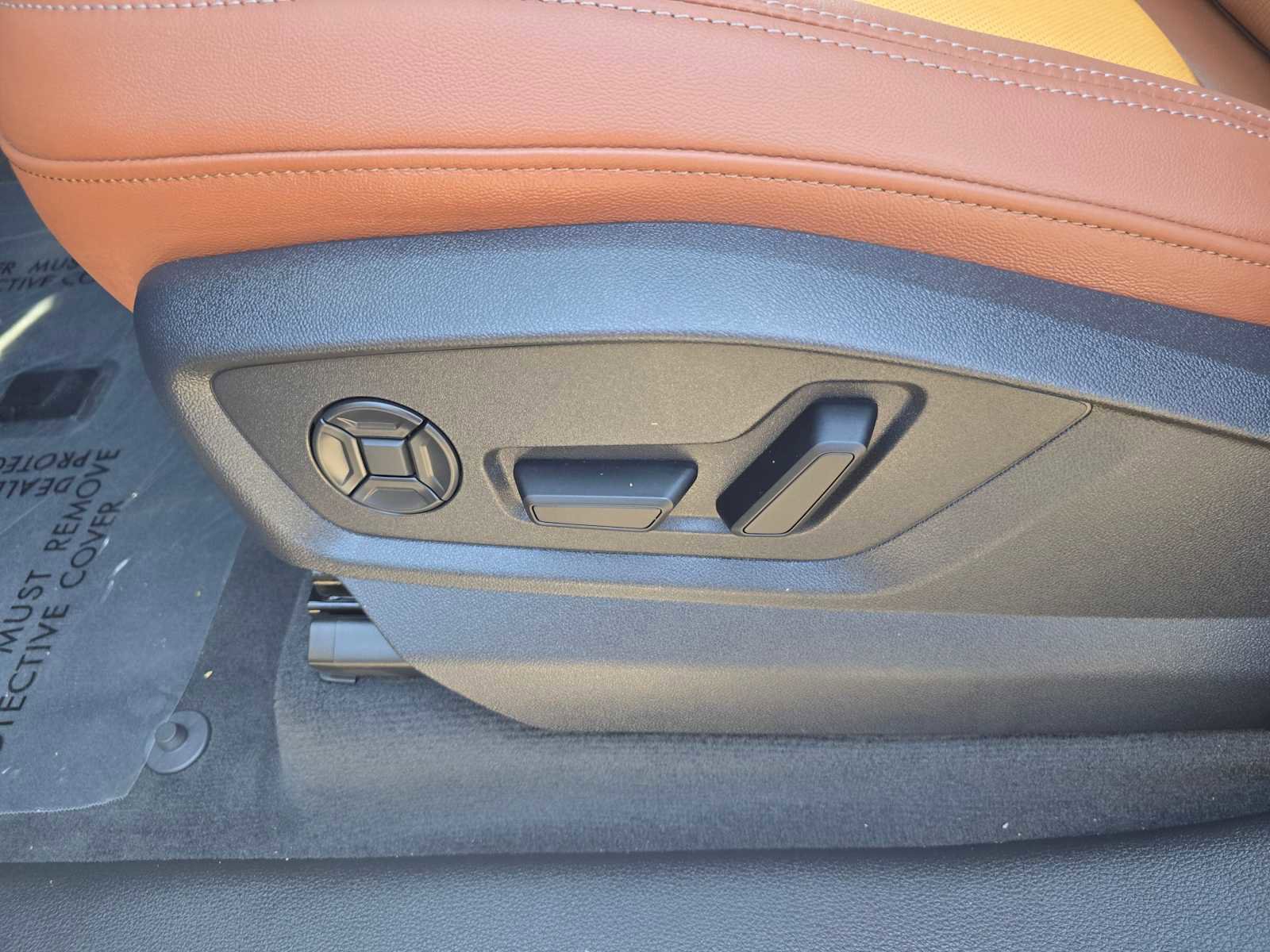 New 2025 Audi Q8 Premium Plus image 24