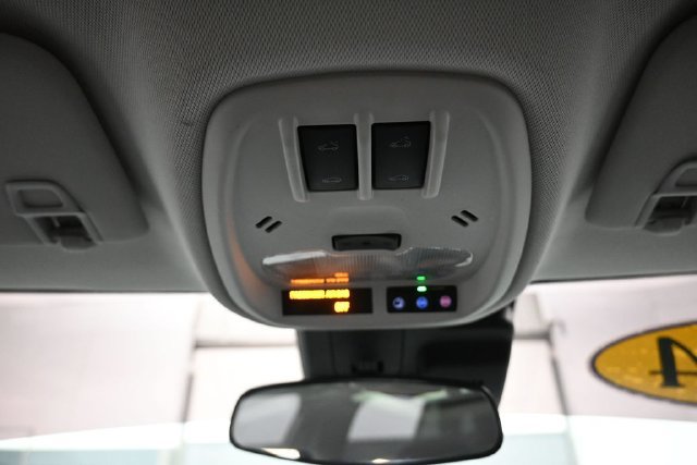 Used 2024 Chevrolet Trax ACTIV w/ Sunroof Package FWD image 12