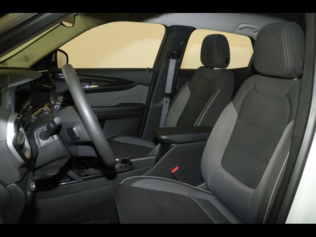 Used 2024 Chevrolet TrailBlazer LT image 22