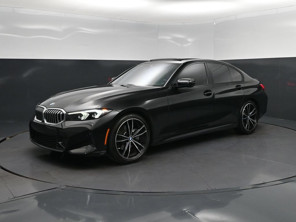 Used 2024 BMW 330i Sedan w/ M Sport Package RWD image 3