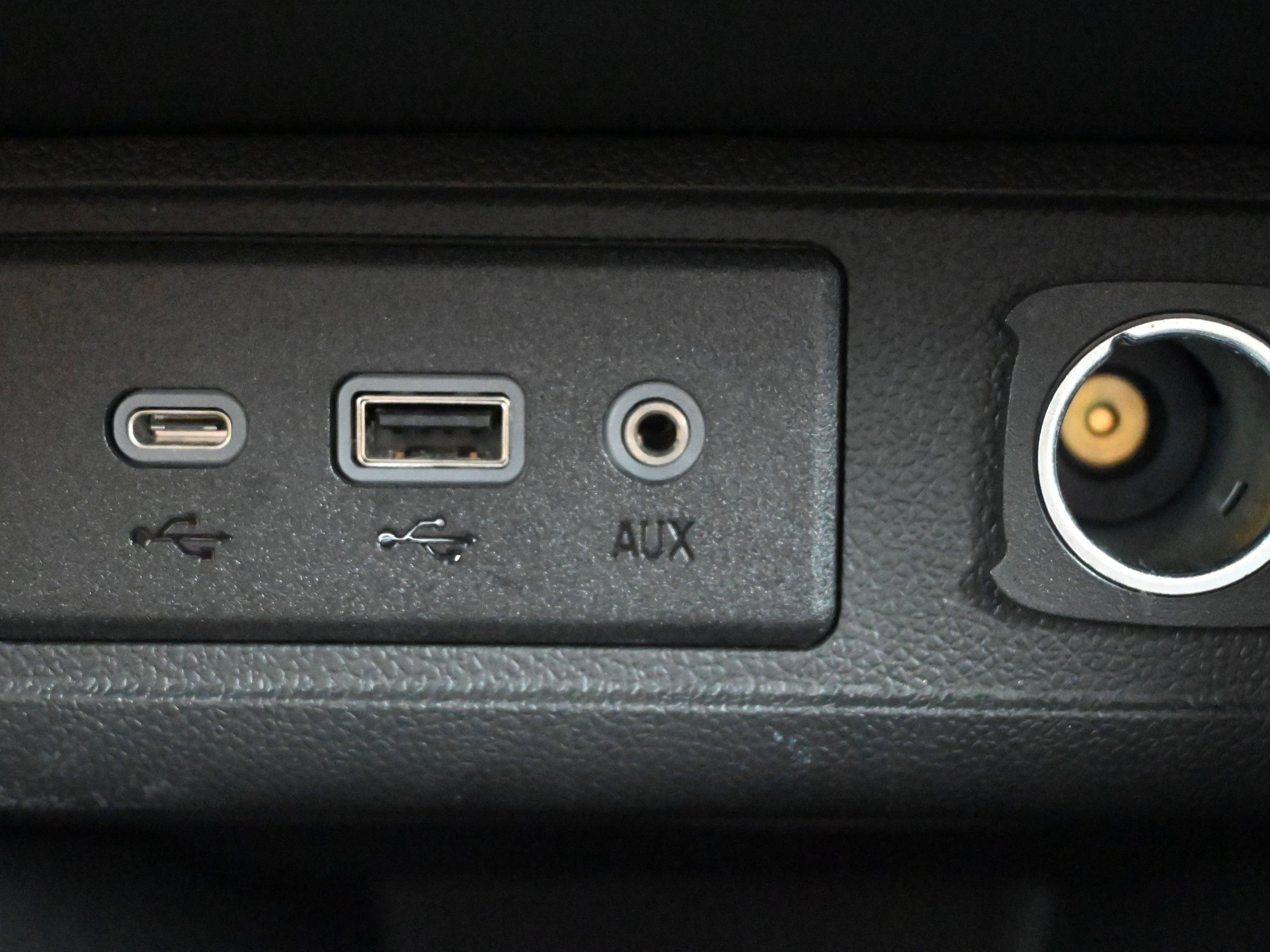 Used 2023 Buick Encore GX Preferred image 19