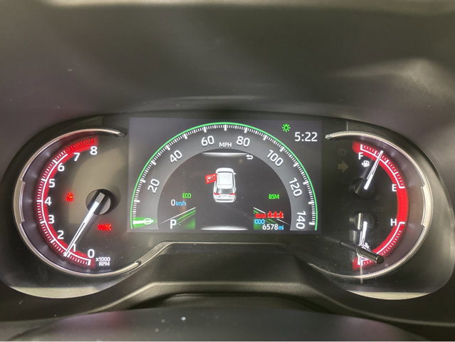 Used 2023 Toyota RAV4 XLE Premium image 5