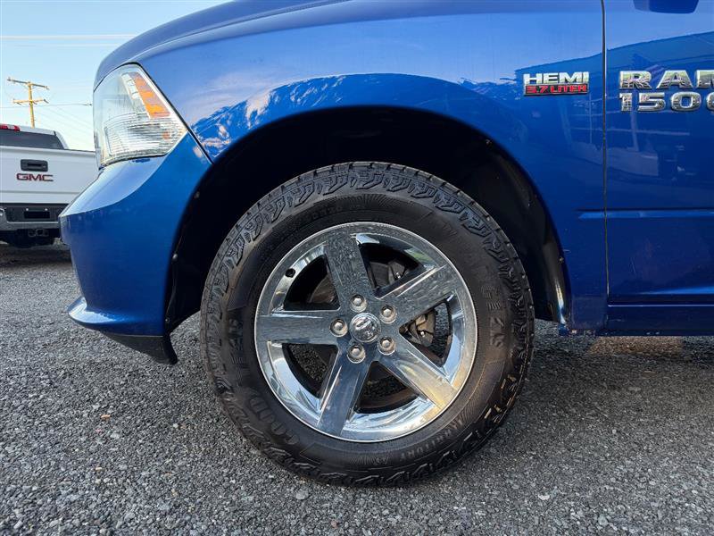 Used 2017 RAM 1500 Express AWD/4WD image 8