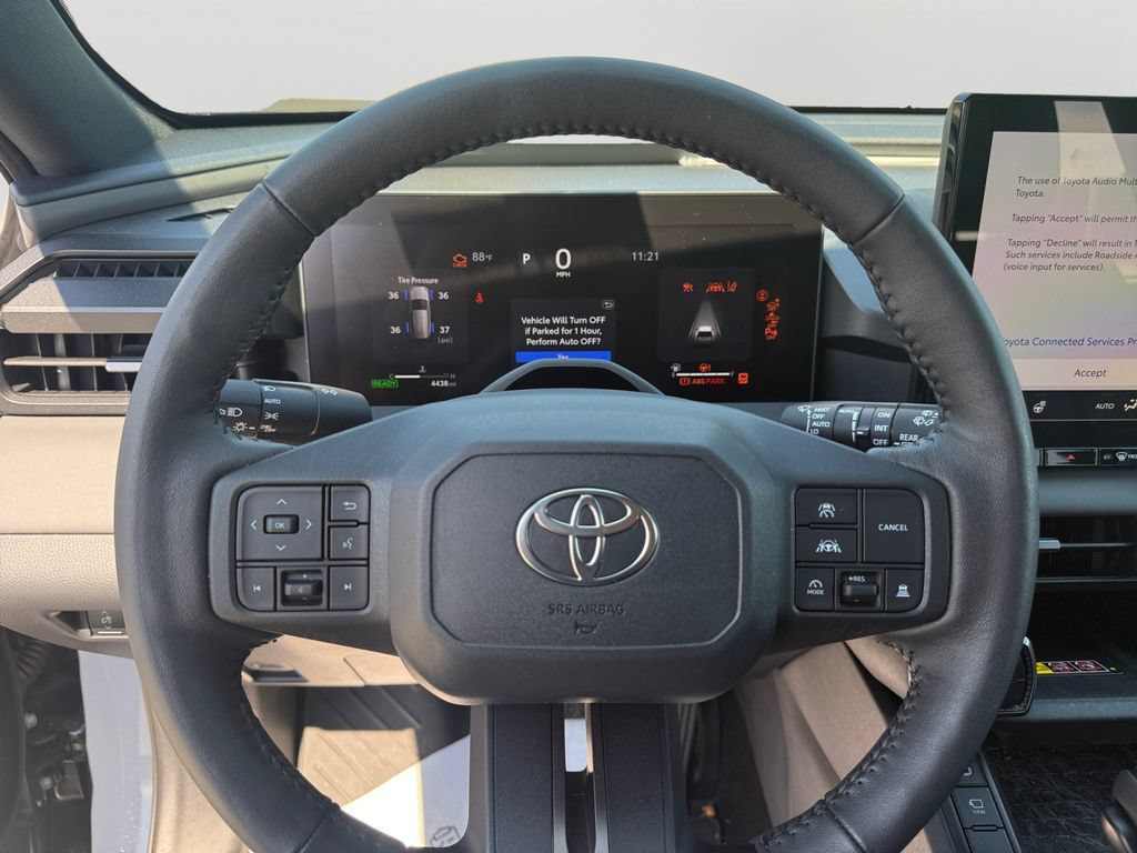 Used 2026 Toyota RAV4 XSE w/ Weather Package AWD/4WD image 18