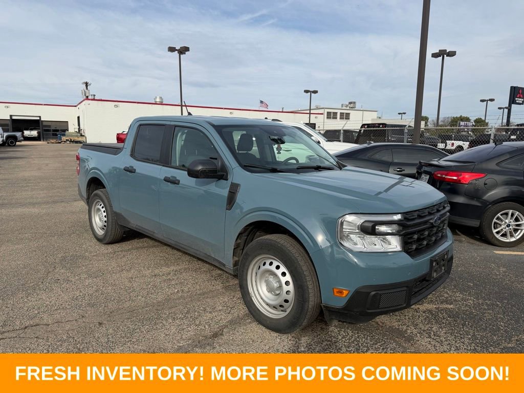 Used 2023 Ford Maverick XL image 1