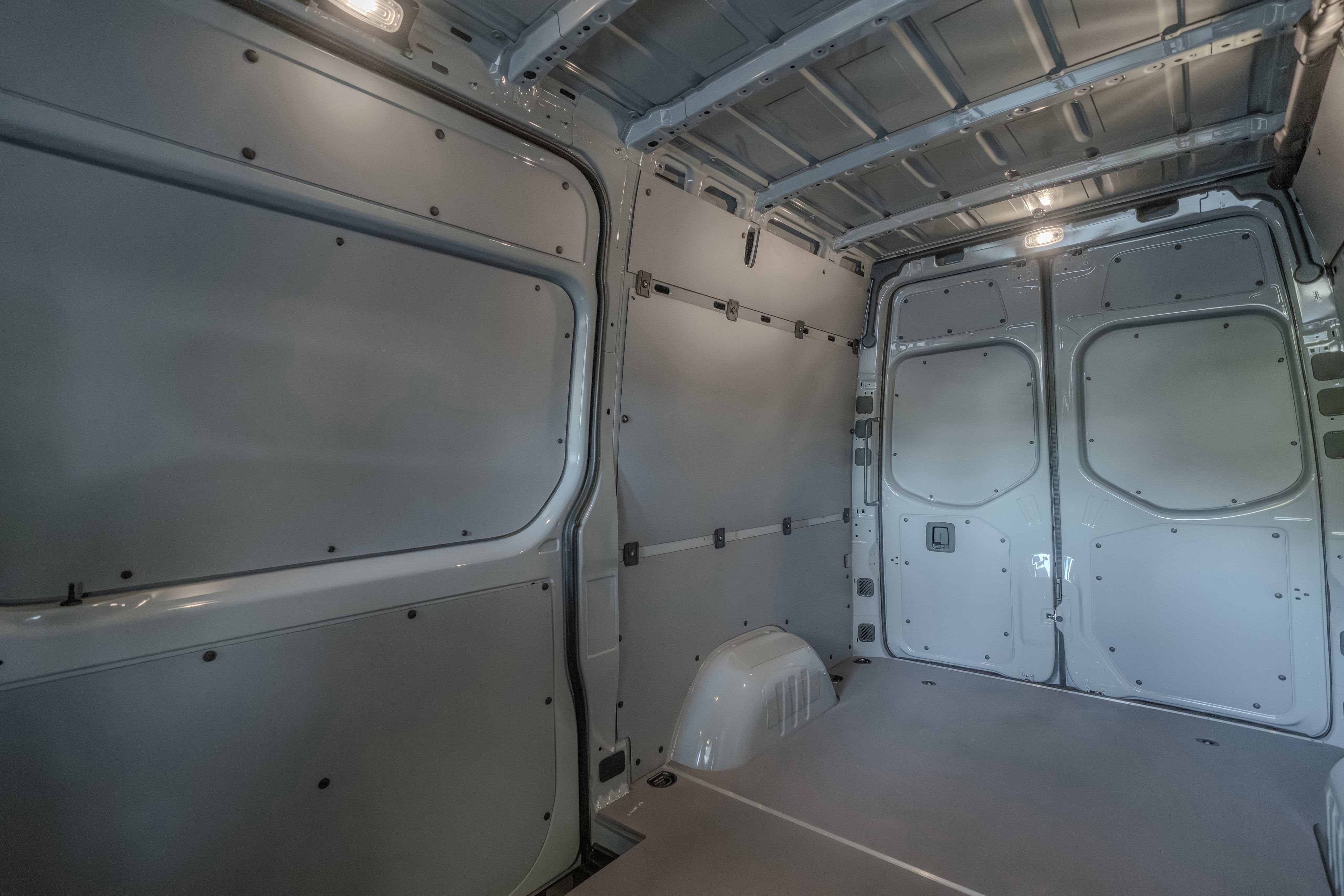 Used 2025 Mercedes-Benz Sprinter 2500 image 28