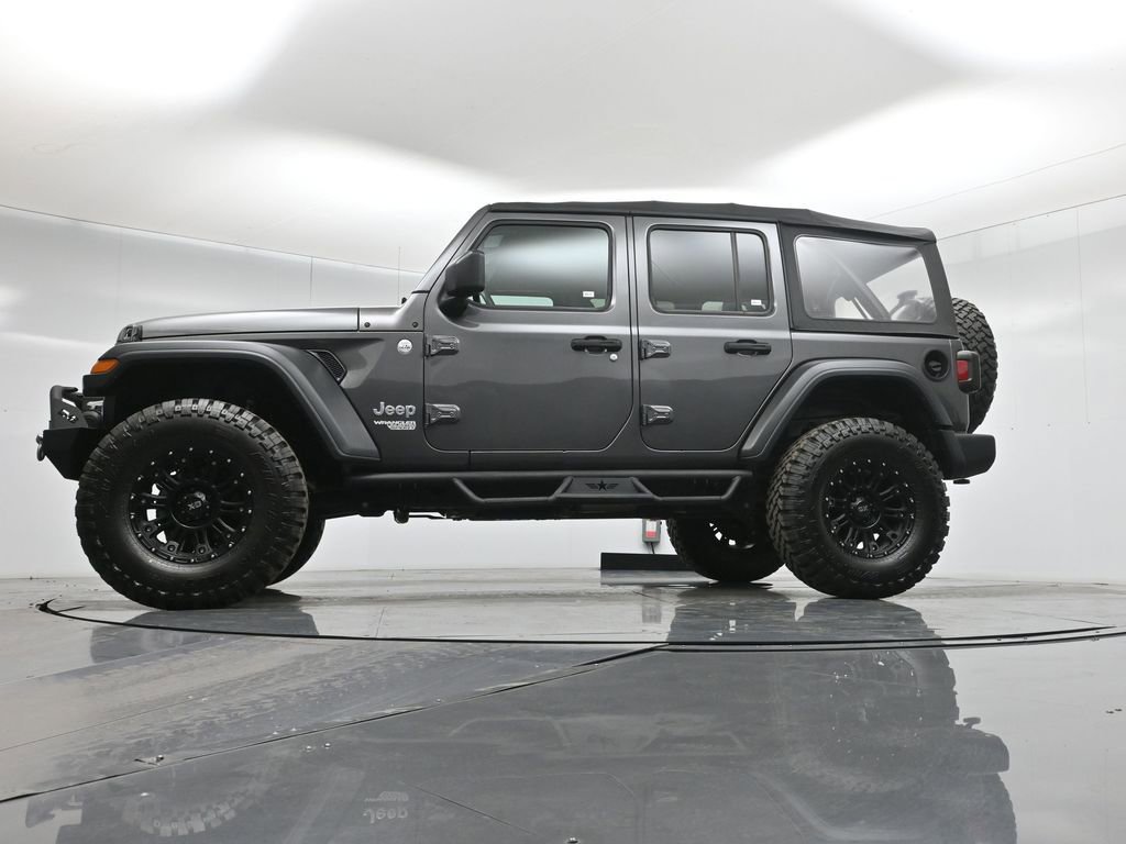 Used 2018 Jeep Wrangler Unlimited Sport image 8