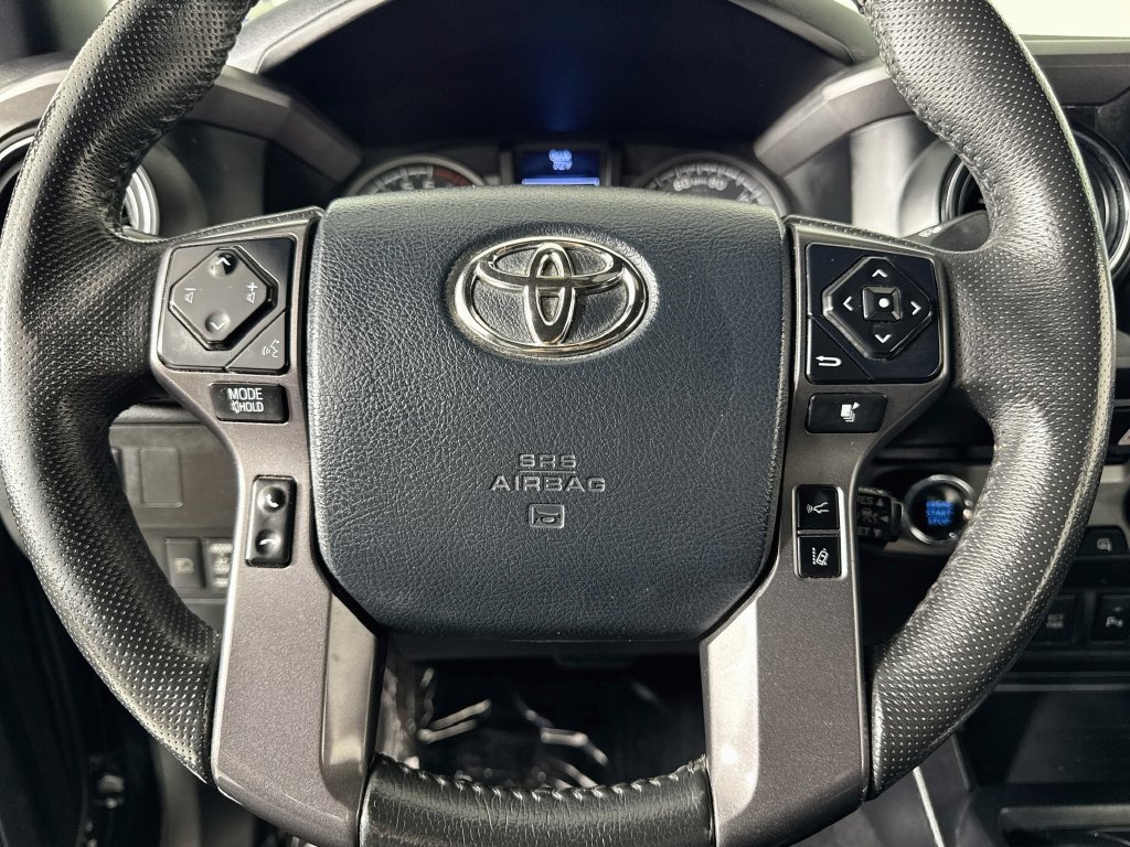 Used 2020 Toyota Tacoma TRD Off-Road w/ TRD Premium Off Road Package AWD/4WD image 42