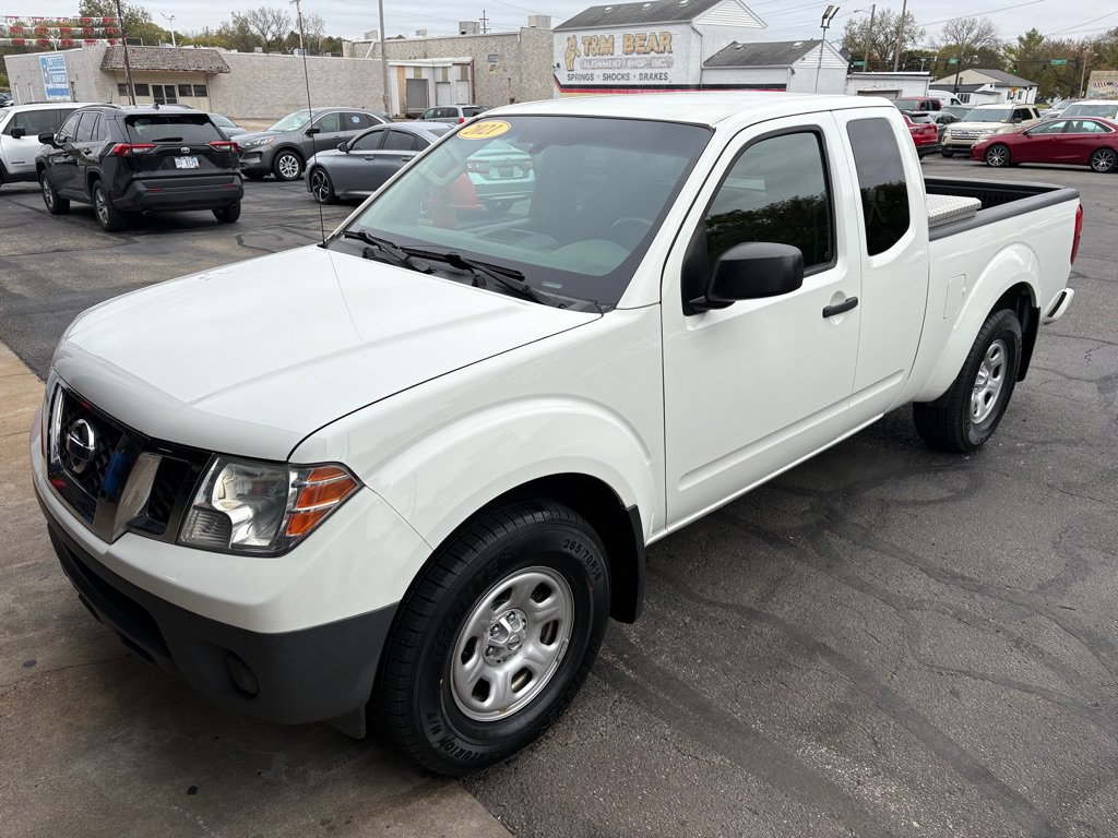 Used 2021 Nissan Frontier S RWD image 7