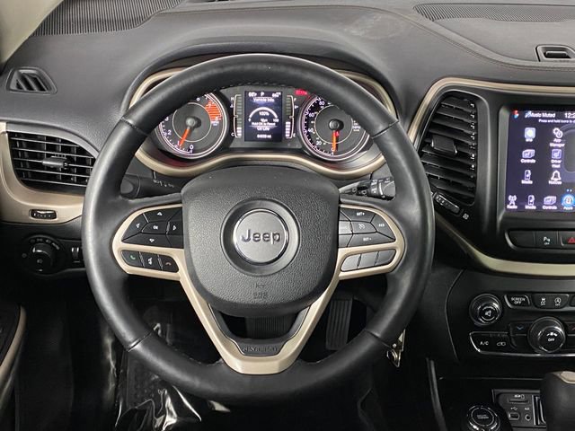 Used 2017 Jeep Cherokee Latitude w/ True North Edition image 15