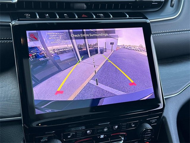 New 2025 Jeep Grand Cherokee L Overland w/ Luxury Tech Group IV image 8